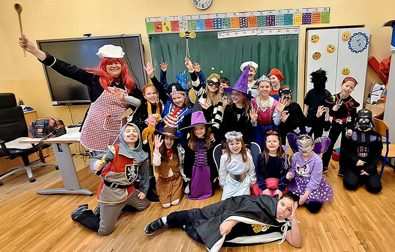 Vesele maškare u školi